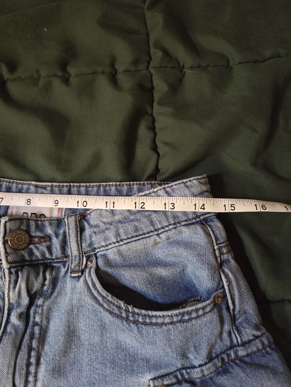 BDG Jorts High Rise - Picture 3 of 4